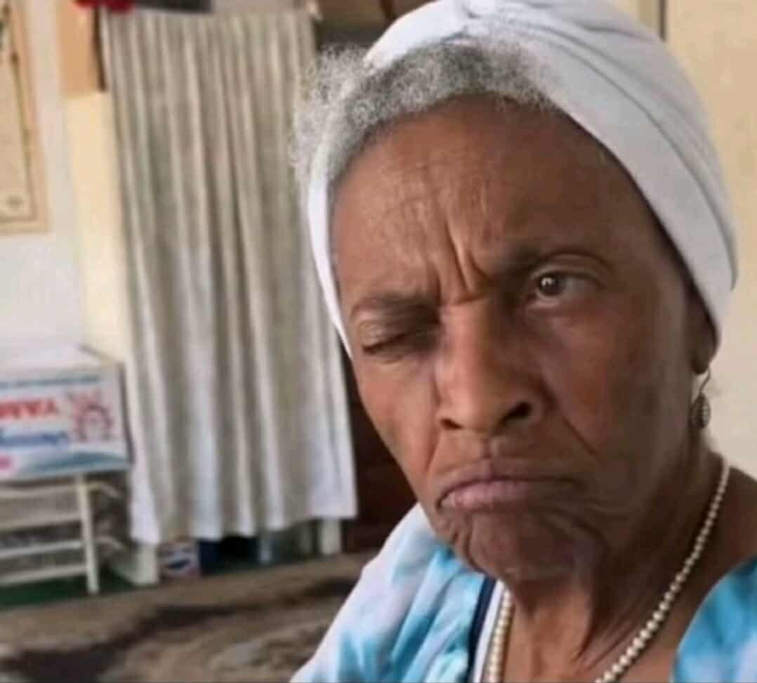 No description available.